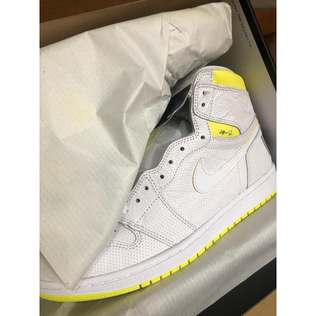 NIKE(ナイキ)のAIR JORDAN 1 RETRO "FIRST CLASS FLIGHT" メンズの靴/シューズ(スニーカー)の商品写真