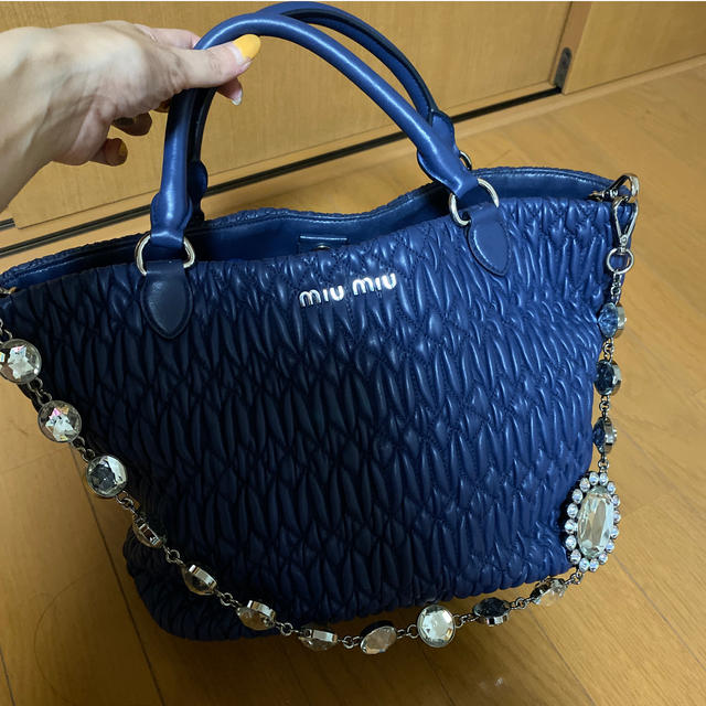 miumiuナッパクリスタル　レザーbagバッグ