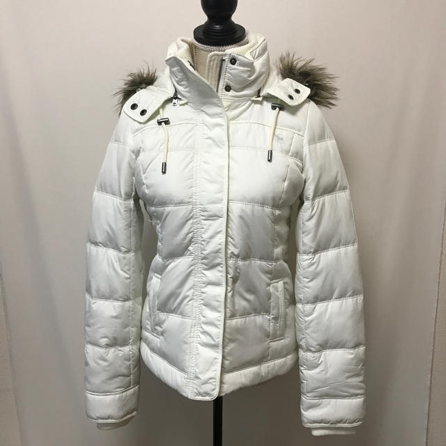 Abercrombie&Fitch ダウン 白  新品 値下げ中