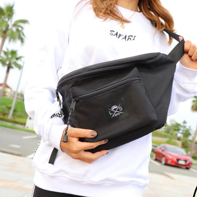 Bayflow 秋コーデ Lusso Surf ボディーバッグ ウェストバッグ Rvcaの通販 By Who Is Job ベイフローならラクマ