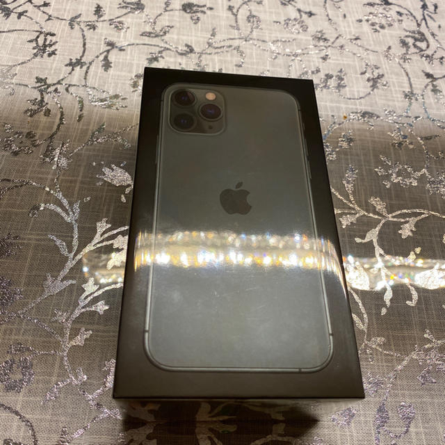 本物保証! Apple - ミッドナイトグリーン 256GB Pro 11 iPhone 未開封