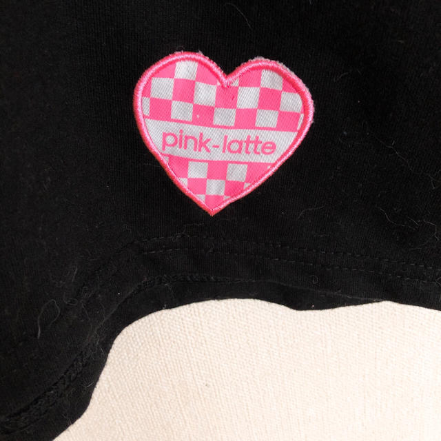 PINK-latte(ピンクラテ)のpinklatteピンクラテ●カットソーパーカー〈 S〉 キッズ/ベビー/マタニティのキッズ服女の子用(90cm~)(Tシャツ/カットソー)の商品写真