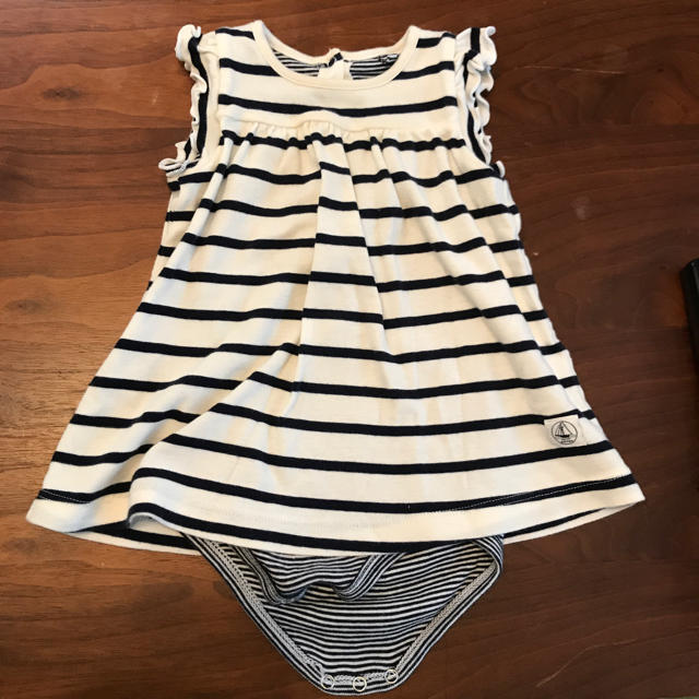 PETIT BATEAU(プチバトー)のPETIT BATEAU♡ キッズ/ベビー/マタニティのベビー服(~85cm)(ロンパース)の商品写真