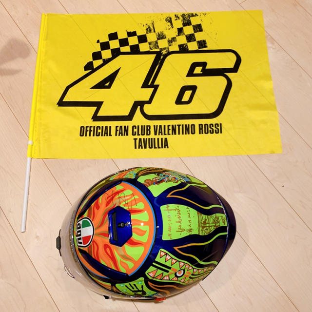 ヤマハ(ヤマハ)のVR46 ファンクラブ限定フラッグ 自動車/バイクのバイク(その他)の商品写真