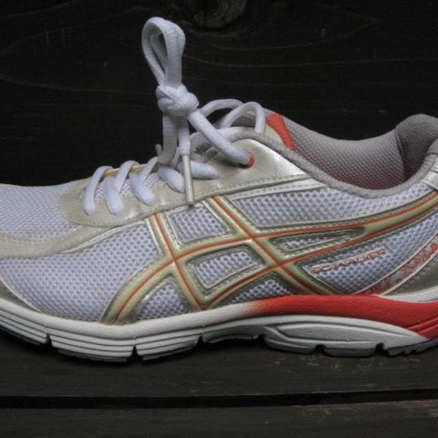 asics(アシックス)のasics　ウォーキングシューズ（新品） レディースの靴/シューズ(スニーカー)の商品写真