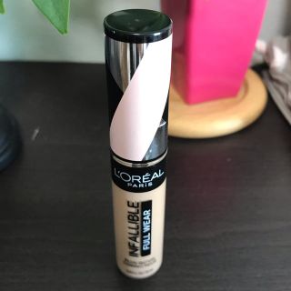 ロレアルパリ(L'Oreal Paris)のロレアル パリ インファリブル フルウェア コンシーラー 308バニラ(コンシーラー)