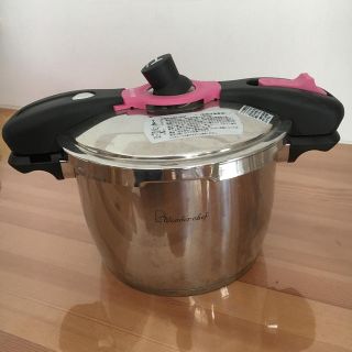 ワンダーシェフ(ワンダーシェフ)のワンダーシェフ魔法のクイック料理圧力鍋(鍋/フライパン)