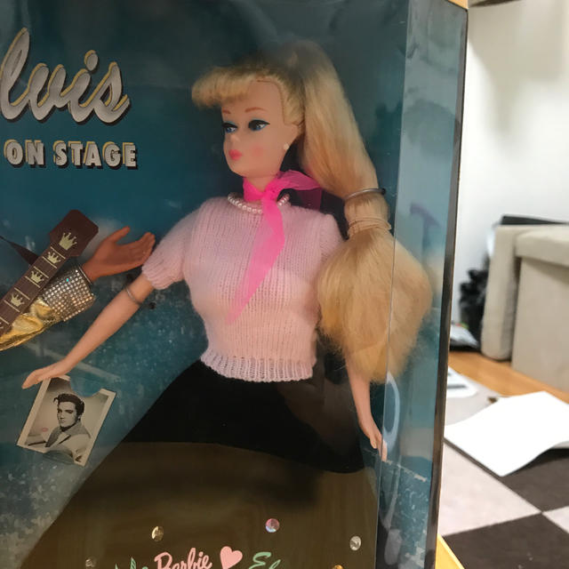 Barbie(バービー)のBarbieドール lovesエルビス ギフトボックス エンタメ/ホビーのフィギュア(その他)の商品写真