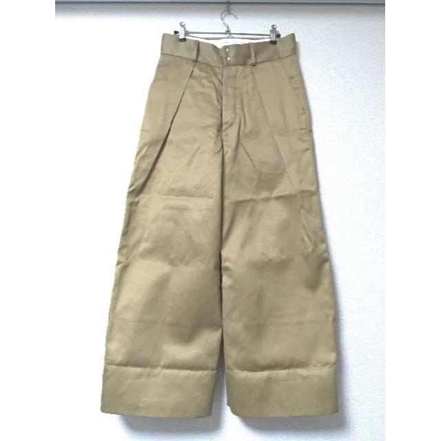 SOUMO BIG TUCK CHINO (BEIGE)