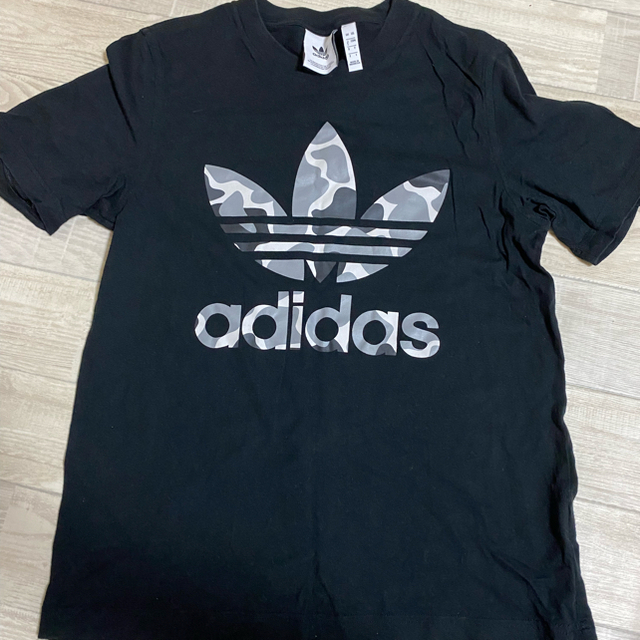 adidas(アディダス)のadidas Ｔシャツ メンズのトップス(Tシャツ/カットソー(半袖/袖なし))の商品写真