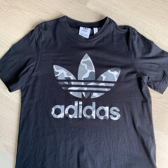 adidas(アディダス)のadidas Ｔシャツ メンズのトップス(Tシャツ/カットソー(半袖/袖なし))の商品写真