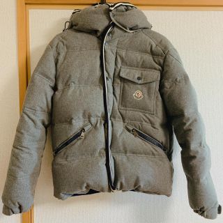 モンクレール(MONCLER)のモンクレール ダウン グレー (ダウンジャケット)