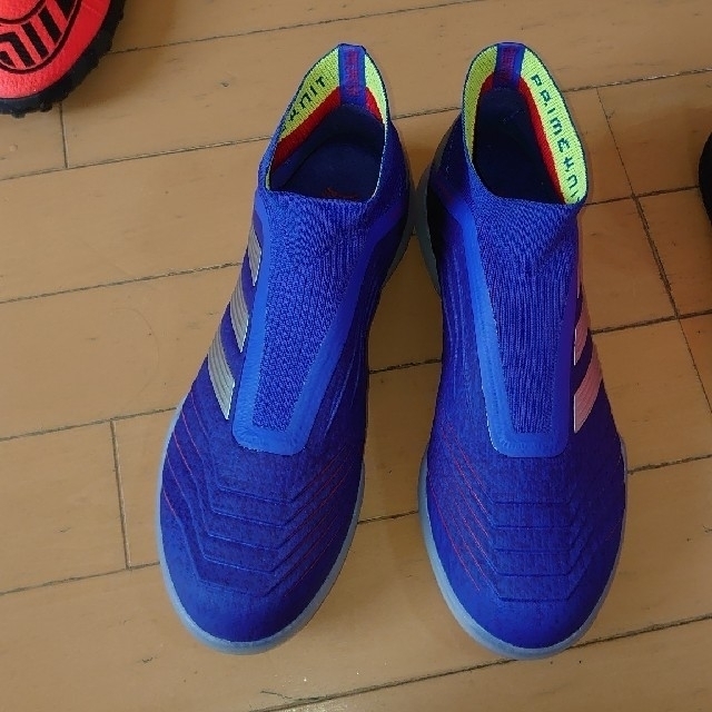 adidas(アディダス)のアディダス プレデター 19＋ TF 新品未使用 実寸25.5cm スポーツ/アウトドアのサッカー/フットサル(シューズ)の商品写真