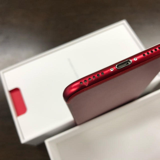 美品 ロック解除済 ソフトバンク iPhone7 128GB RED 付属品あり 3