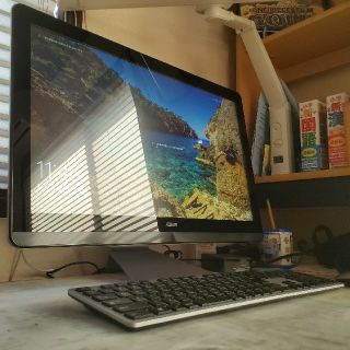 エイスース(ASUS)のデスクトップPC(デスクトップ型PC)