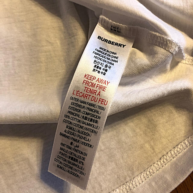 BURBERRY(バーバリー)のバーバリー Tシャツ S レディースのトップス(Tシャツ(半袖/袖なし))の商品写真