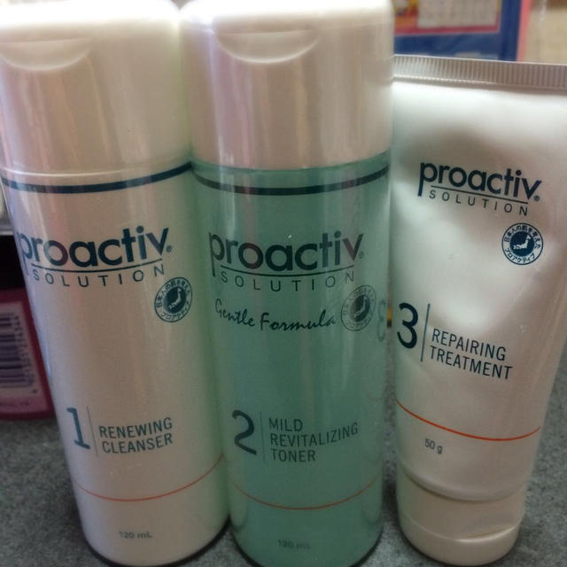 proactiv(プロアクティブ)のプロアクティブセット コスメ/美容のキット/セット(サンプル/トライアルキット)の商品写真