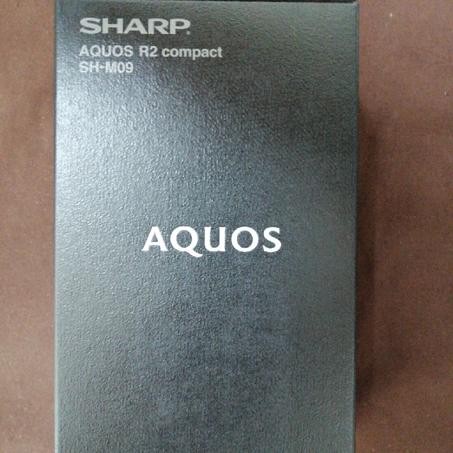 AQUOS R2 compact SH-M09 お得セール www.gold-and-wood.com