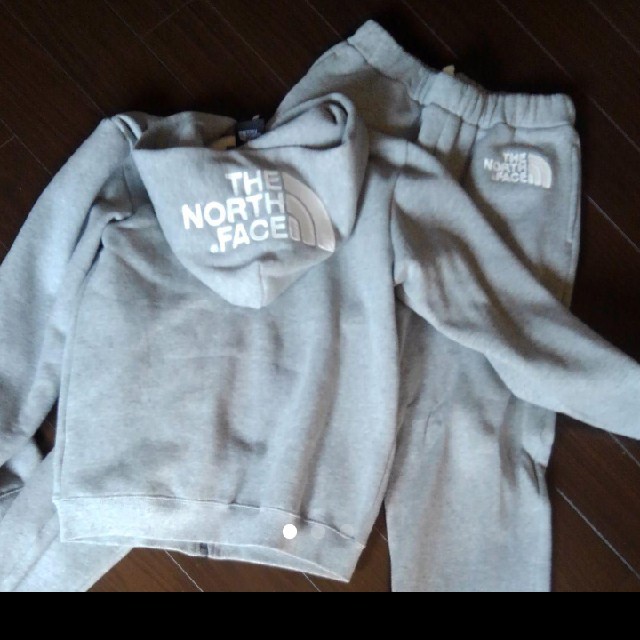 THE NORTH FACE(ザノースフェイス)のノースフェイス　パーカー　スウェット キッズ/ベビー/マタニティのキッズ服男の子用(90cm~)(その他)の商品写真