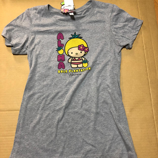 日焼けキティ ハローキティ Tシャツ Ｍ 大きめ レディースのトップス(Tシャツ(半袖/袖なし))の商品写真