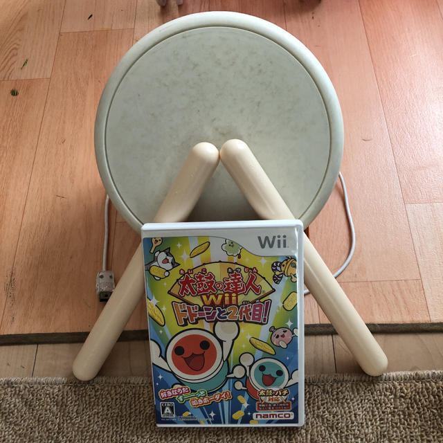 Wii(ウィー)の太鼓の達人Wii ドドーンと2代目 太鼓セット エンタメ/ホビーのゲームソフト/ゲーム機本体(家庭用ゲームソフト)の商品写真
