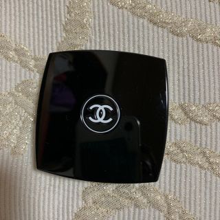 シャネル(CHANEL)のCHANEL プードゥル ルミエールグラッセ〈フェイスパウダー〉(フェイスパウダー)