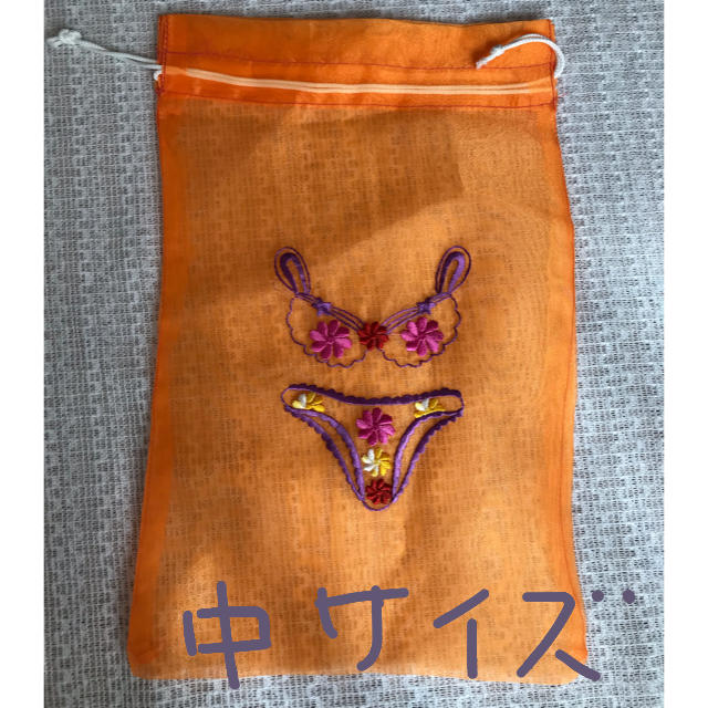 ︎【新品 未使用】ベトナム 刺繍 薄布の巾着  〔中〕G ハンドメイドのファッション小物(ポーチ)の商品写真