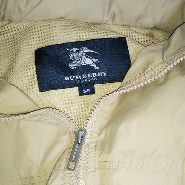 BURBERRY(バーバリー)のBURBERRY ウインドブレーカー キッズ/ベビー/マタニティのキッズ服男の子用(90cm~)(ジャケット/上着)の商品写真