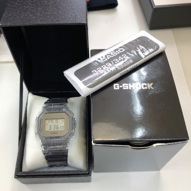 G-SHOCK(ジーショック)のCASIO G-SHOCK DW-5600SK-1JF 腕時計 メンズの時計(腕時計(デジタル))の商品写真
