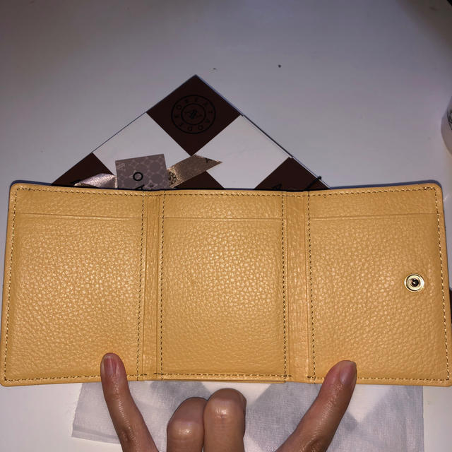 ATAO - 【美品】ATAO☆ワルツパイソン☆イエローの通販 by えり's shop ATAO - 【美品】ATAO☆ワルツパイソン☆イエローの通販 by えり's shop