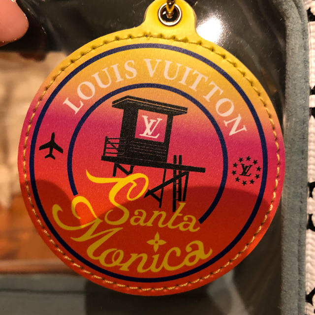 国産豊富な LOUIS VUITTON - サンタモニカ限定 ジャイアントモノグラム ポーチの通販 by sakurasaki|ルイヴィトンならラクマ 超特価得価