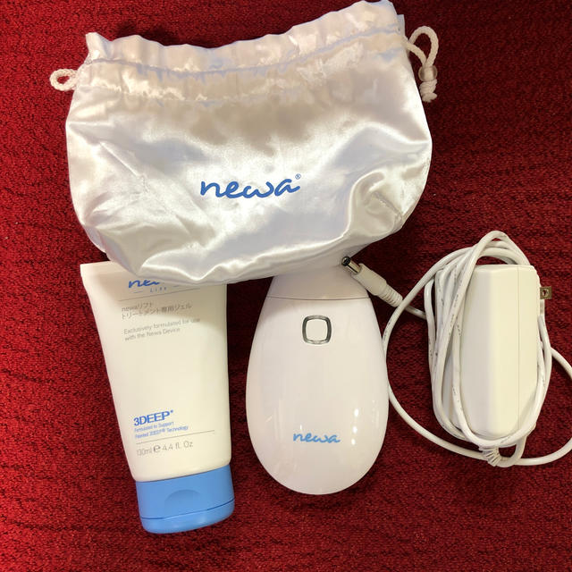 newa lift newaリフト　asami様専用 スマホ/家電/カメラの美容/健康(フェイスケア/美顔器)の商品写真