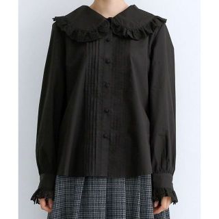 メルロー(merlot)の【専用出品中】merlot フロントタックトリミングレース襟ブラウス(シャツ/ブラウス(長袖/七分))