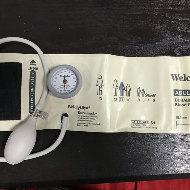 手動血圧計 エンタメ/ホビーの本(健康/医学)の商品写真
