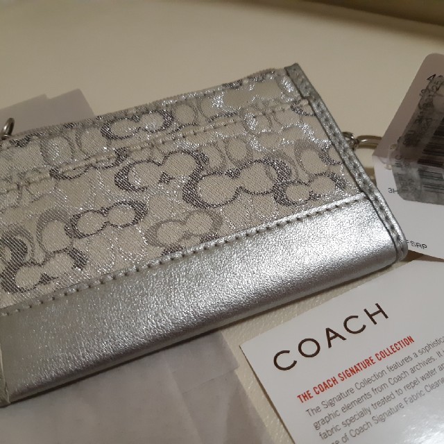 COACH(コーチ)のCOACH / キーリング付小銭入れ/新品未使用 レディースのファッション小物(コインケース)の商品写真