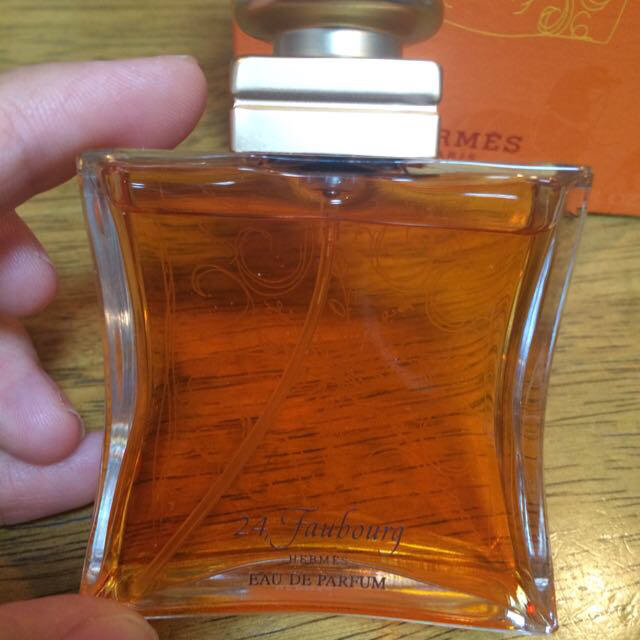 Hermes(エルメス)のHERMES 24Faubourg 香水 コスメ/美容の香水(香水(女性用))の商品写真