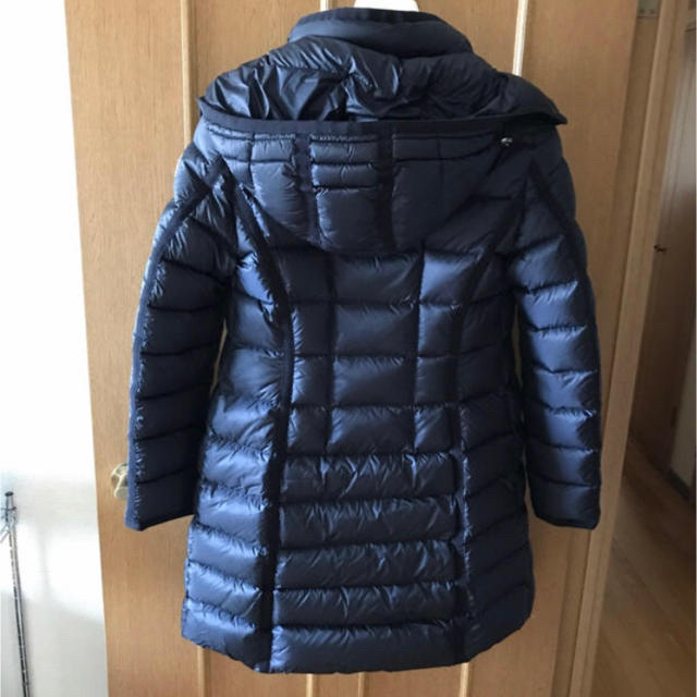 MONCLER(モンクレール)の美品 モンクレール エルミンヌ ネイビー 1 レディースのジャケット/アウター(ダウンコート)の商品写真