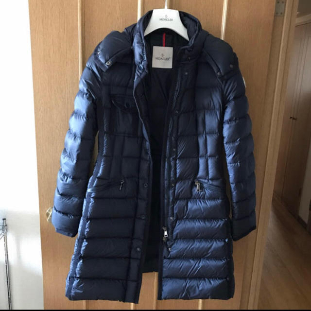 MONCLER(モンクレール)の美品 モンクレール エルミンヌ ネイビー 1 レディースのジャケット/アウター(ダウンコート)の商品写真