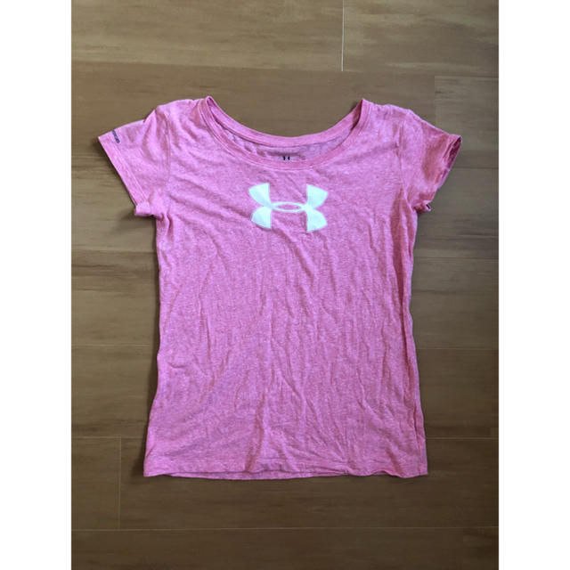 UNDER ARMOUR(アンダーアーマー)のアンダーアーマー ティーシャツ レディースのトップス(Tシャツ(半袖/袖なし))の商品写真