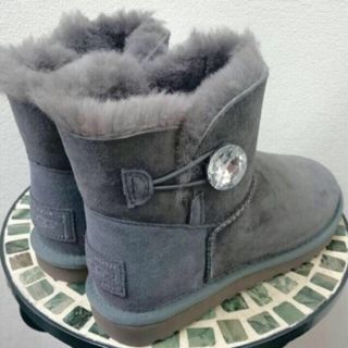 アグ(UGG)のUGG アグミニベイリーブリング グレー(ブーツ)