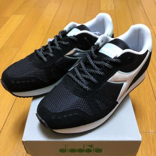 ディアドラ(DIADORA)の★新品 イタリアブランド diadora  スニーカー 22.5 ブラック(スニーカー)