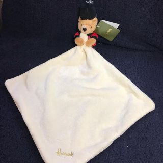 ハロッズ(Harrods)の新品未使用 ハロッズ ベビー おしゃぶりタオル(ベビースタイ/よだれかけ)