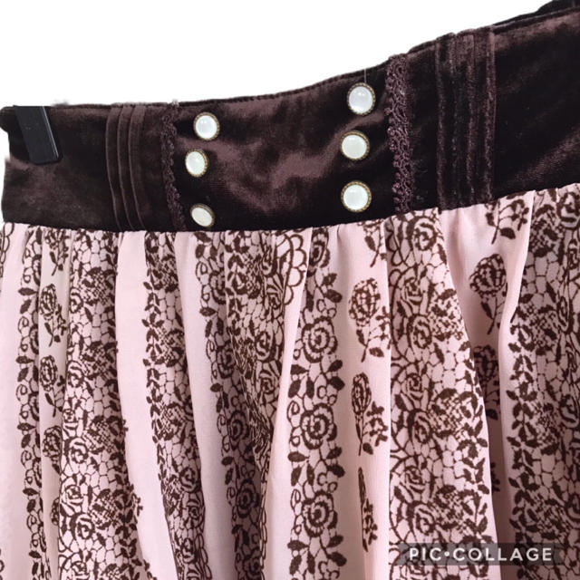 axes femme(アクシーズファム)の43.ベルベット切り替えフロッキープリントスカート レディースのスカート(ひざ丈スカート)の商品写真
