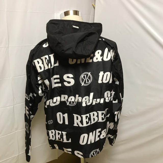 Top Rebel マウンテンパーカー