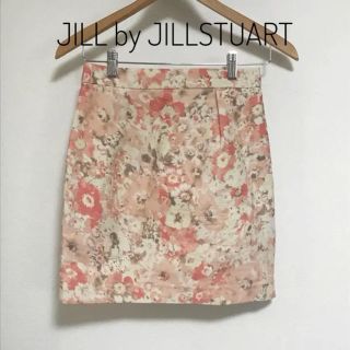 ジルバイジルスチュアート(JILL by JILLSTUART)のJILL by JILLSTUART タイトスカート ミニスカ 花柄 フラワー(ミニスカート)