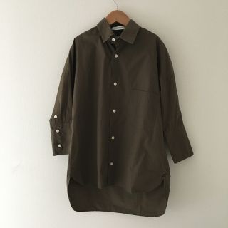 マディソンブルー(MADISONBLUE)のMADISONBLUE  CUFF SHIRT カフシャツ カーキ(シャツ/ブラウス(長袖/七分))