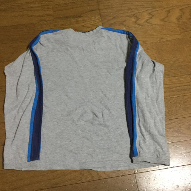 New Balance(ニューバランス)のnew balance 長袖 シャツ 150 キッズ/ベビー/マタニティのキッズ服男の子用(90cm~)(Tシャツ/カットソー)の商品写真