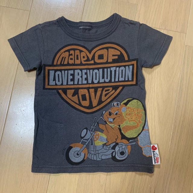 LOVE REVOLUTION(ラブレボリューション)の【専用】ラブレボ Tシャツ 110センチ キッズ/ベビー/マタニティのキッズ服男の子用(90cm~)(Tシャツ/カットソー)の商品写真