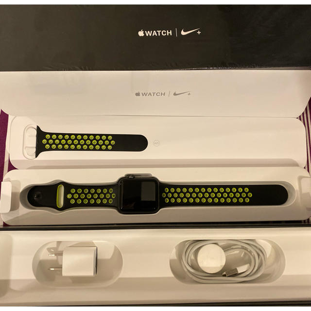 Apple Watch(アップルウォッチ)の【R様専用】Apple Watch series2 NIKEモデル メンズの時計(腕時計(デジタル))の商品写真