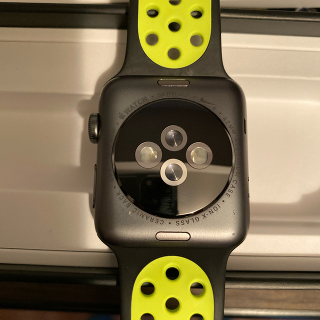 Apple Watch(アップルウォッチ)の【R様専用】Apple Watch series2 NIKEモデル メンズの時計(腕時計(デジタル))の商品写真